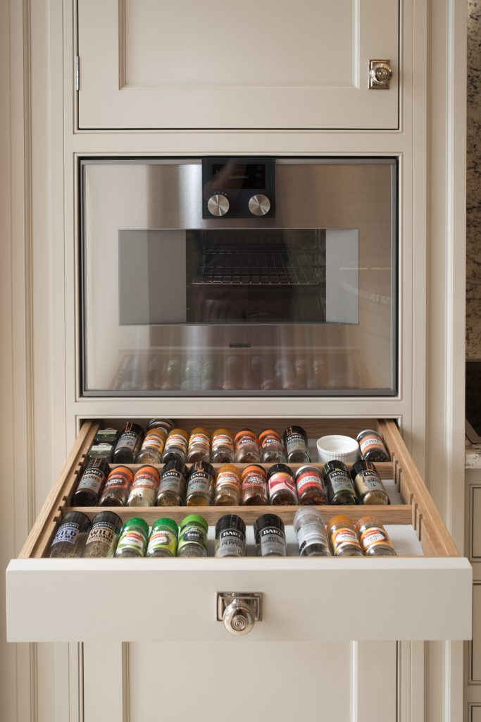 Spice rack
