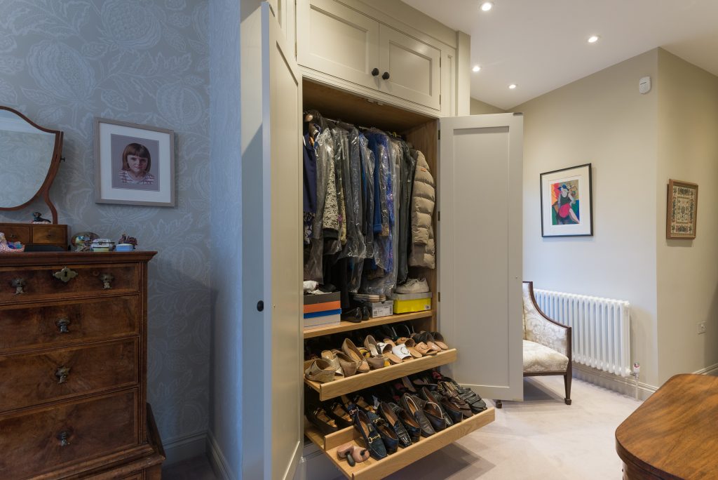 Shoe rack