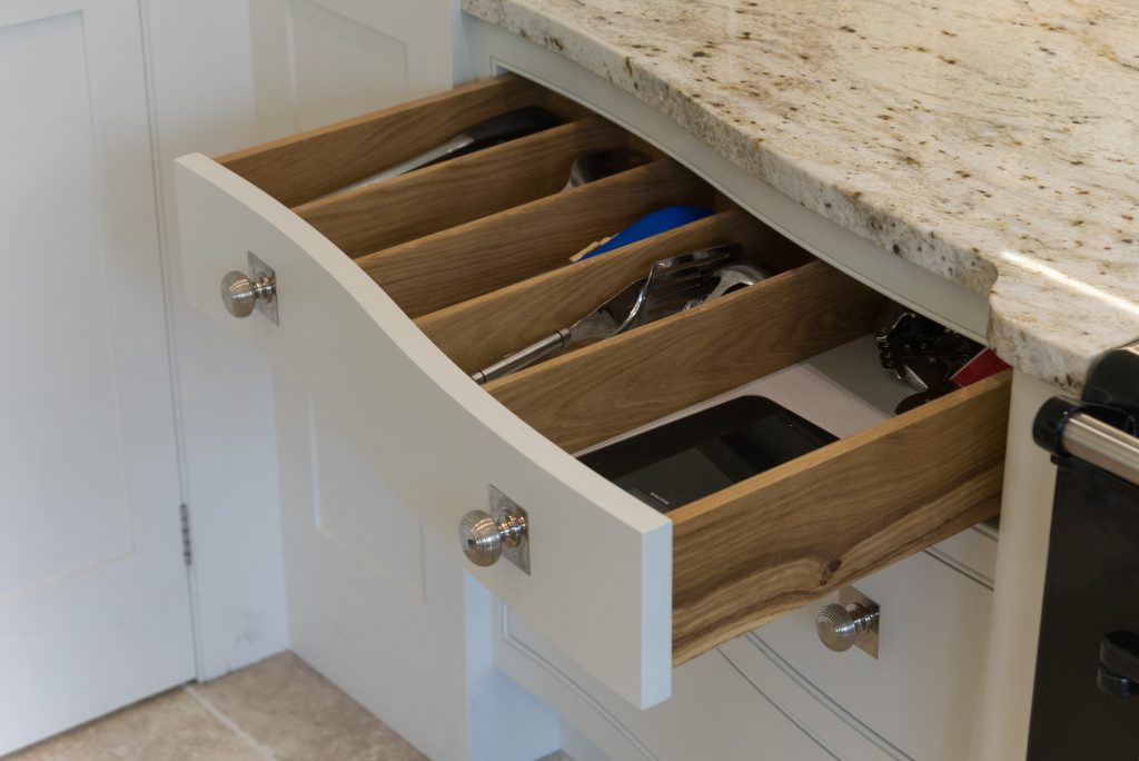 Utensil divider